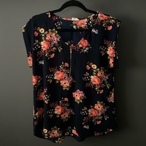 Toura floral top